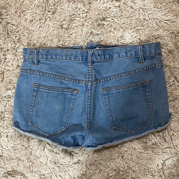 american flag shorts so cute for the 4th of July!! - Picture 2 of 2